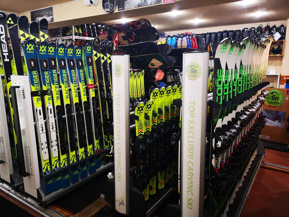 ski hire shop in poiana brasov & ski school