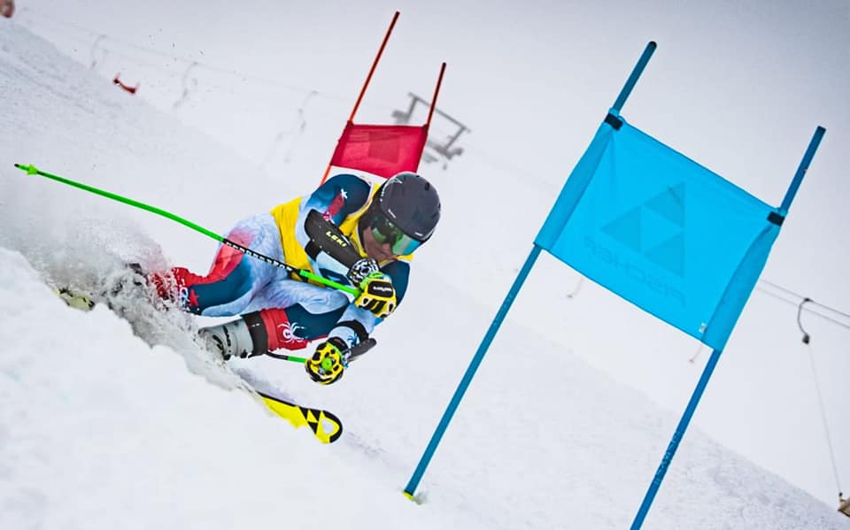 Vicecampion national in campionatul instructorilor profesionisti din Romania 2023, Instructor de ski la R&J scoala ski Poiana Brasov Romania